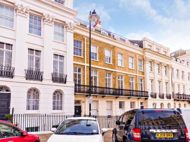Flat for sale in Kemptown, Brighton & Hove