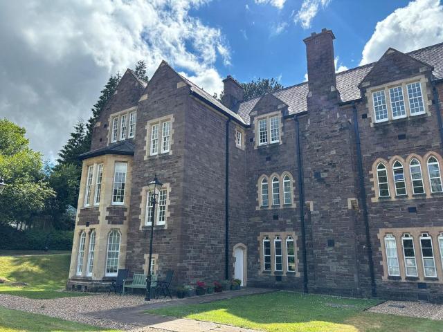 Flat for sale in Abergavenny