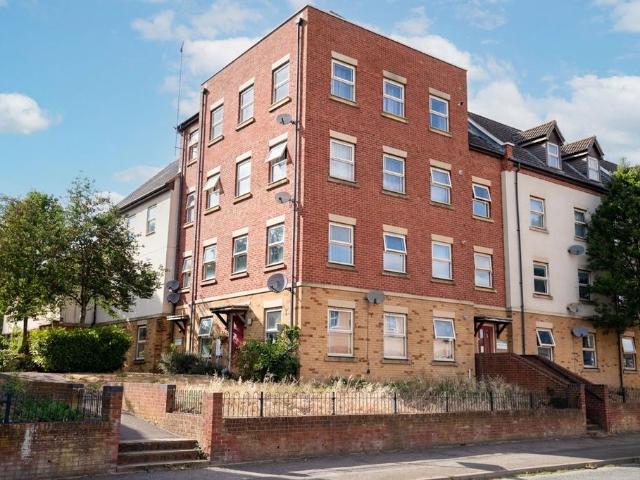 Flat for sale in Stanton Cross, Wellingborough