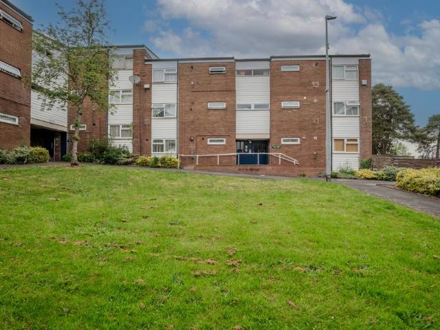 Flat for sale in Sutton Hill, Telford
