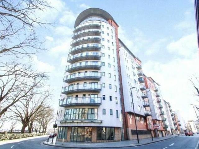 Flat for sale in St Mary's, City Of Southampton