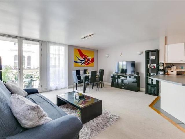 Flat for sale in Kensal Town, Bayswater