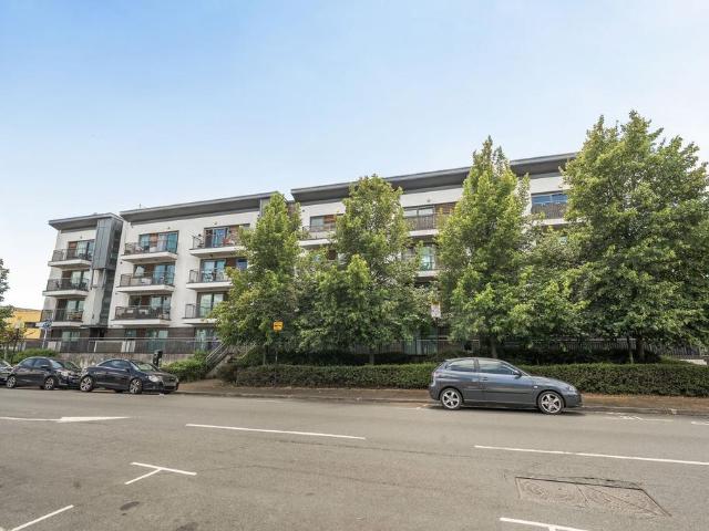 Flat for sale in St Mary's, City Of Southampton