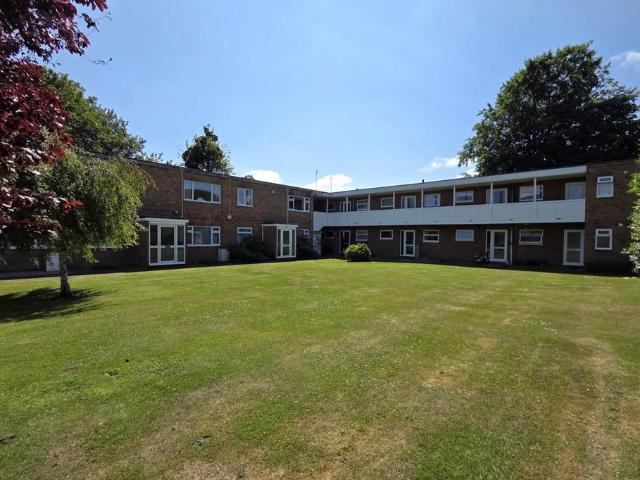 Flat for sale in West End, Fareham