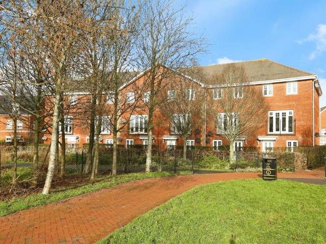 Flat for sale in Eastleigh, Helford