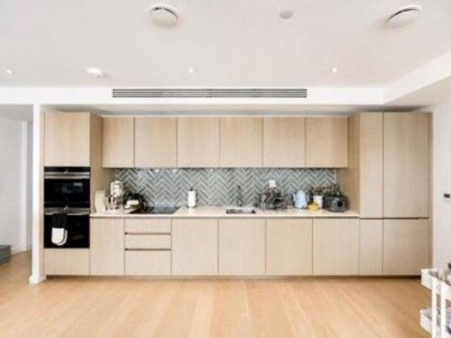 Flat for sale in Finsbury, Greater London