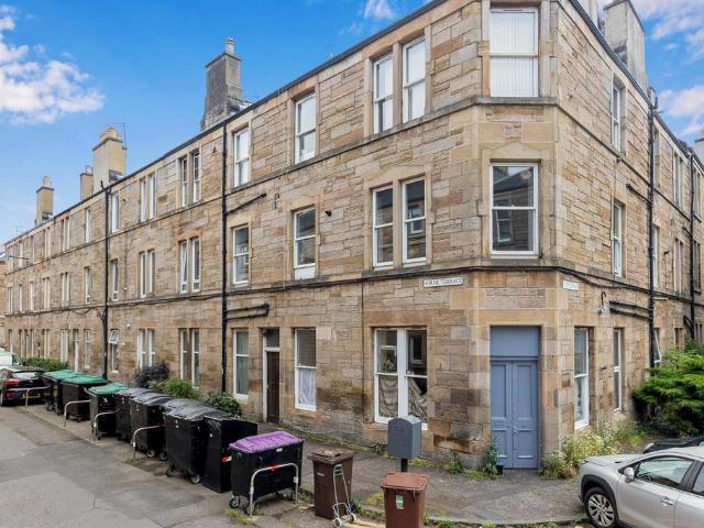 Flat for sale in Bruntsfield, Scotland