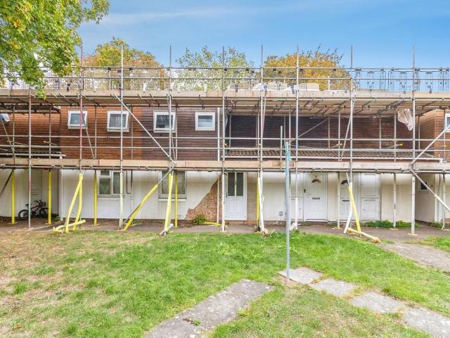 Flat for sale in Linford Wood, Milton Keynes