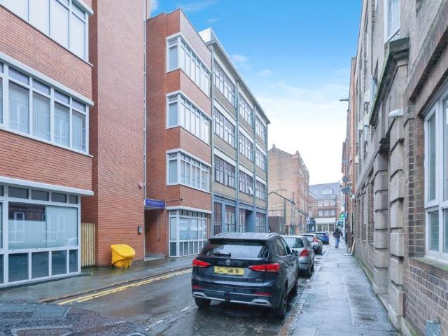 Flat for sale in St Matthew's, Old Wharf