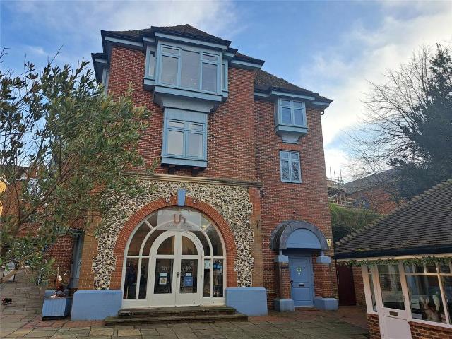 Flat for sale in Pachesham Park, Surrey