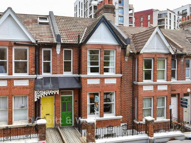 Flat for sale in Round Hill, Brighton & Hove