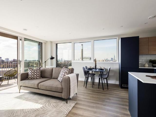 Flat for sale in London Borough of Lewisham, Greater London