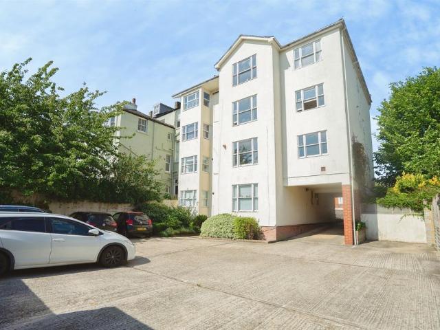Flat for sale in Round Hill, Brighton & Hove