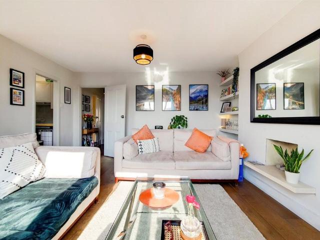 Flat for sale in Kensal Town, Maida Vale