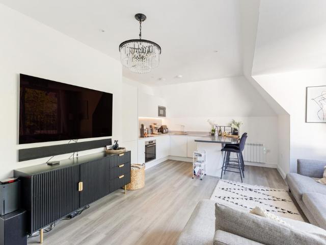 Flat for sale in Meadvale, Red Hill
