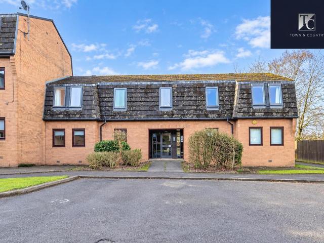 Flat for sale in Moodiesburn, North Lanarkshire