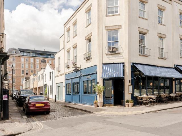 Flat for sale in Hotwells, Feckenham