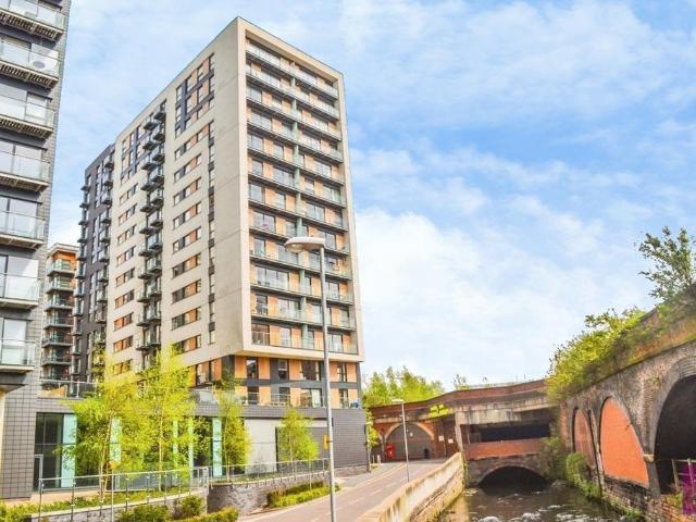 Flat for sale in Green Quarter, Manchester
