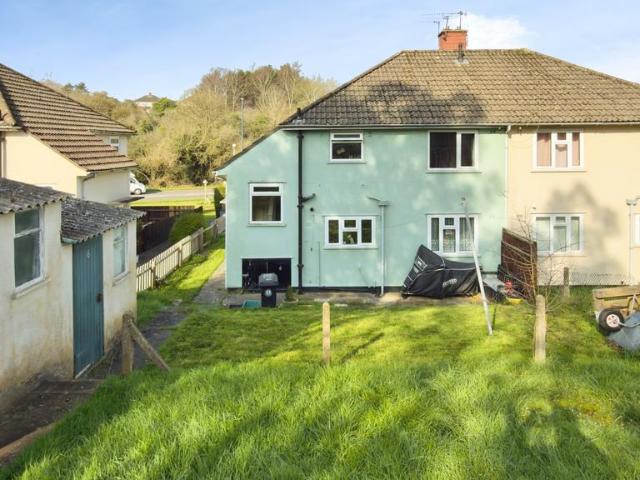 Flat for sale in Feckenham, City Of Bristol