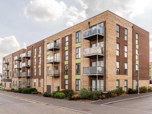 Flat for sale in Stoke Gifford, South Gloucestershire