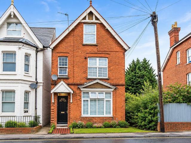 Flat for sale in Charlotteville, Westborough