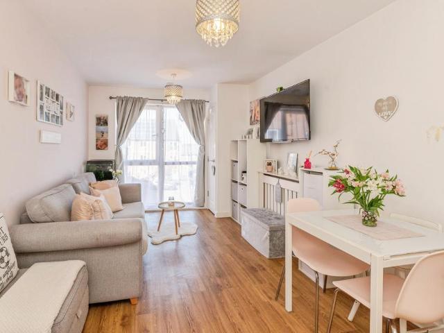 Flat for sale in Laindon, Isle Of Man