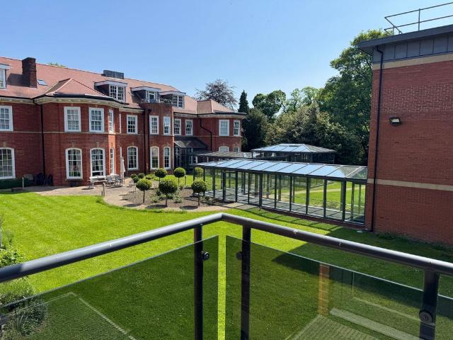 Flat for sale in Gosforth, Tyne And Wear