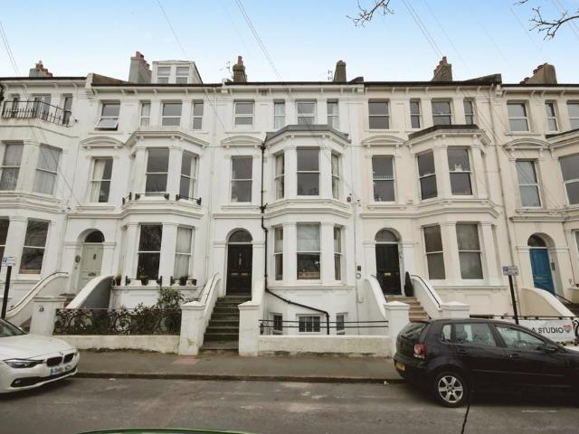 Flat for sale in Kemptown, Brighton & Hove