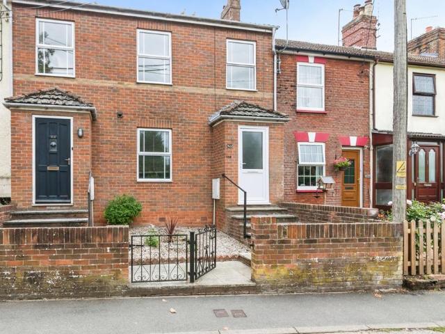 Flat for sale in Eastbridge, Suffolk