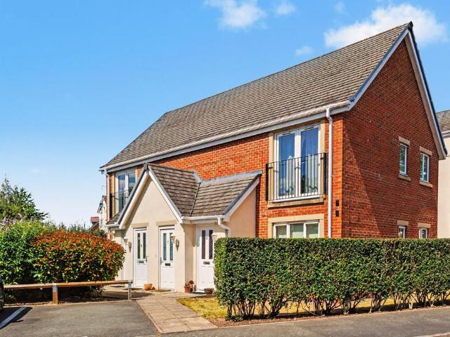 Flat for sale in Stratford-upon-Avon, Alderminster