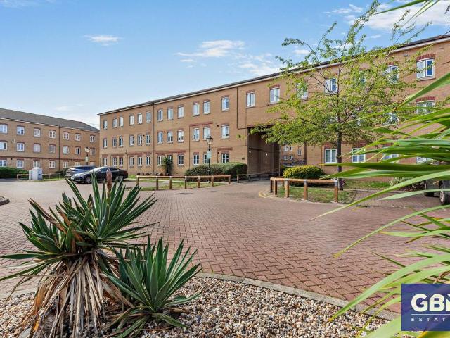 Flat for sale in London Borough of Havering, Greater London