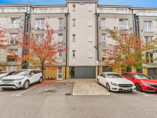 Flat for sale in Glynde, West Sussex
