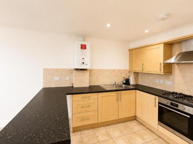 Flat for sale in Broxbourne, Hertfordshire
