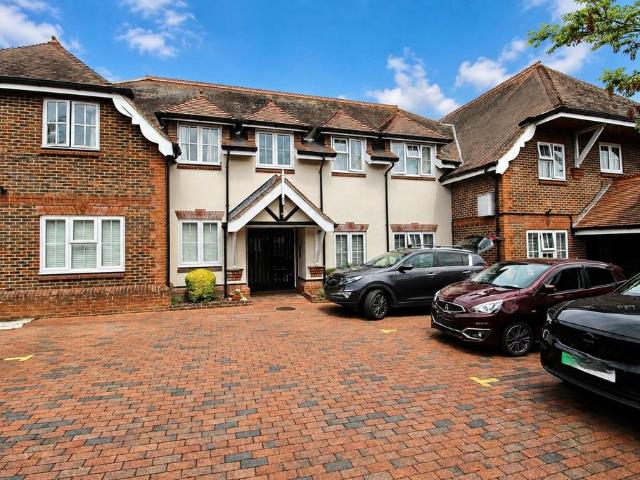 Flat for sale in Titchfield Common, Fareham