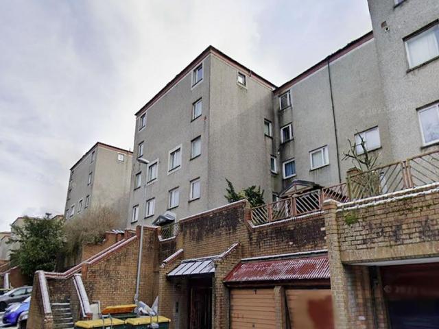 Flat for sale in Carbrain, Cumbernauld