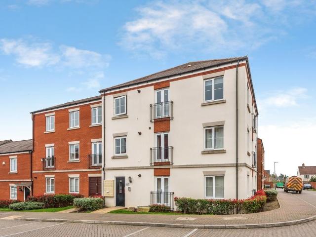Flat for sale in Dromore, Oxfordshire