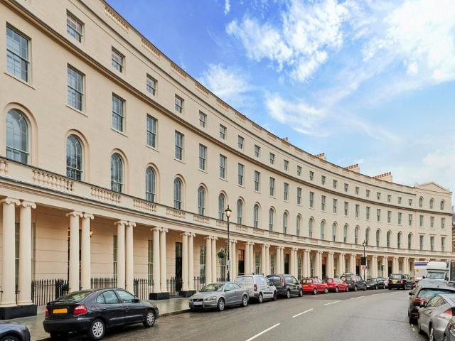 Flat for sale in East Marylebone, Marylebone