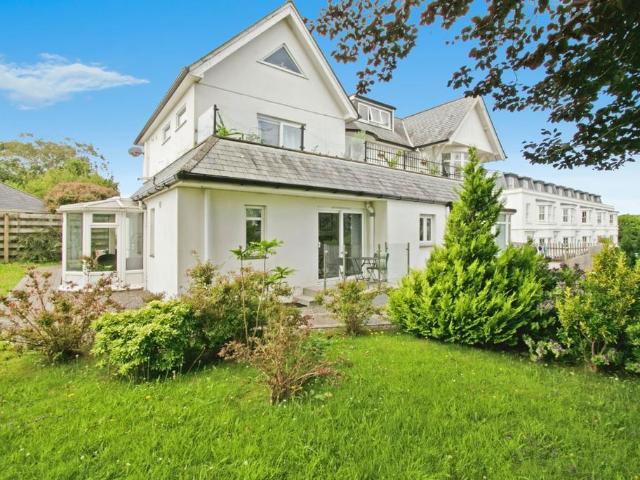 Flat for sale in Redannick, Penweathers
