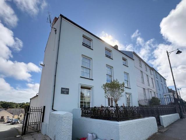 Flat for sale in Monkton, Pembroke