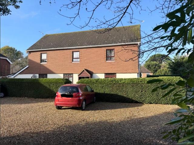 Flat for sale in Fawley, Ashurst Bridge