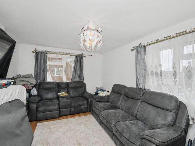 Flat for sale in Lower Edmonton, Greater London