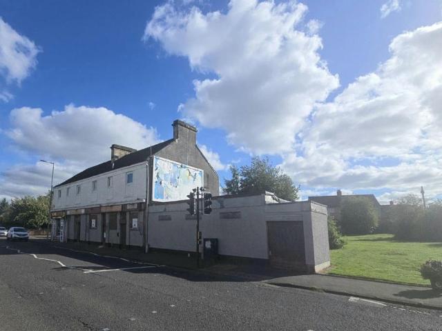 Flat for sale in High Blantyre, Blantyre