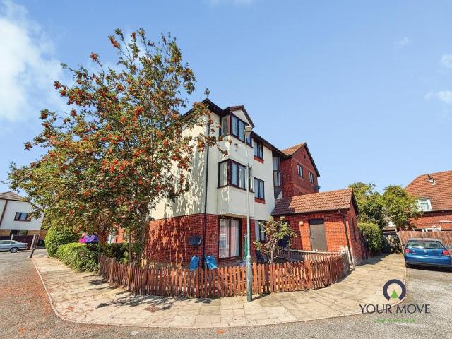 Flat for sale in London Borough of Bexley, Greater London