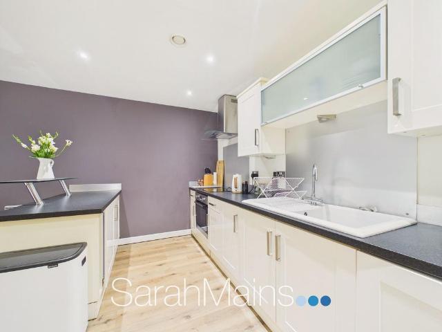 Flat for sale in Shieldfield, Tyne And Wear