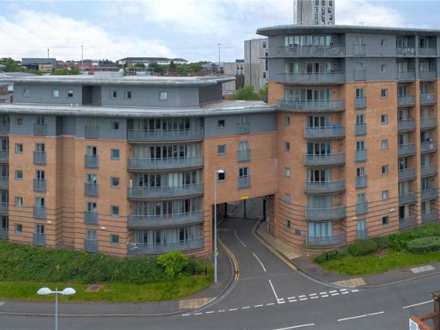 Flat for sale in Spon End, West Midlands