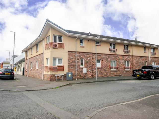 Flat for sale in Fort, Scotland