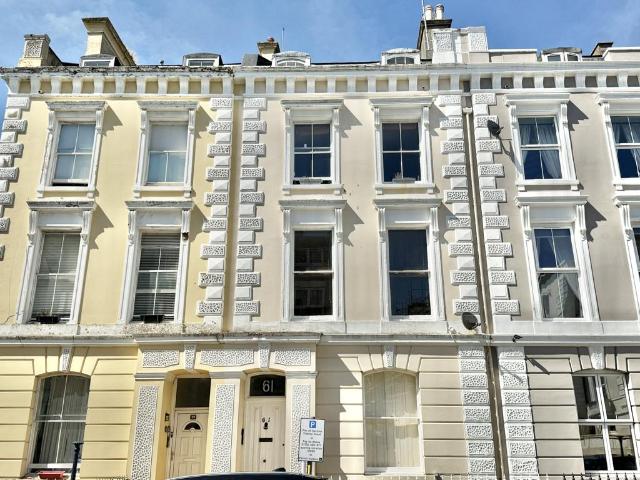 Flat for sale in West Hoe, Mount Wise