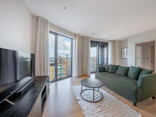 Flat for sale in Pimlico, Greater London