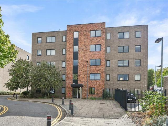 Flat for sale in London Borough of Brent, Greater London