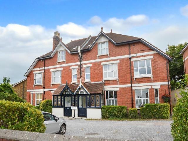 Flat for sale in Bridgemere, Eastbourne